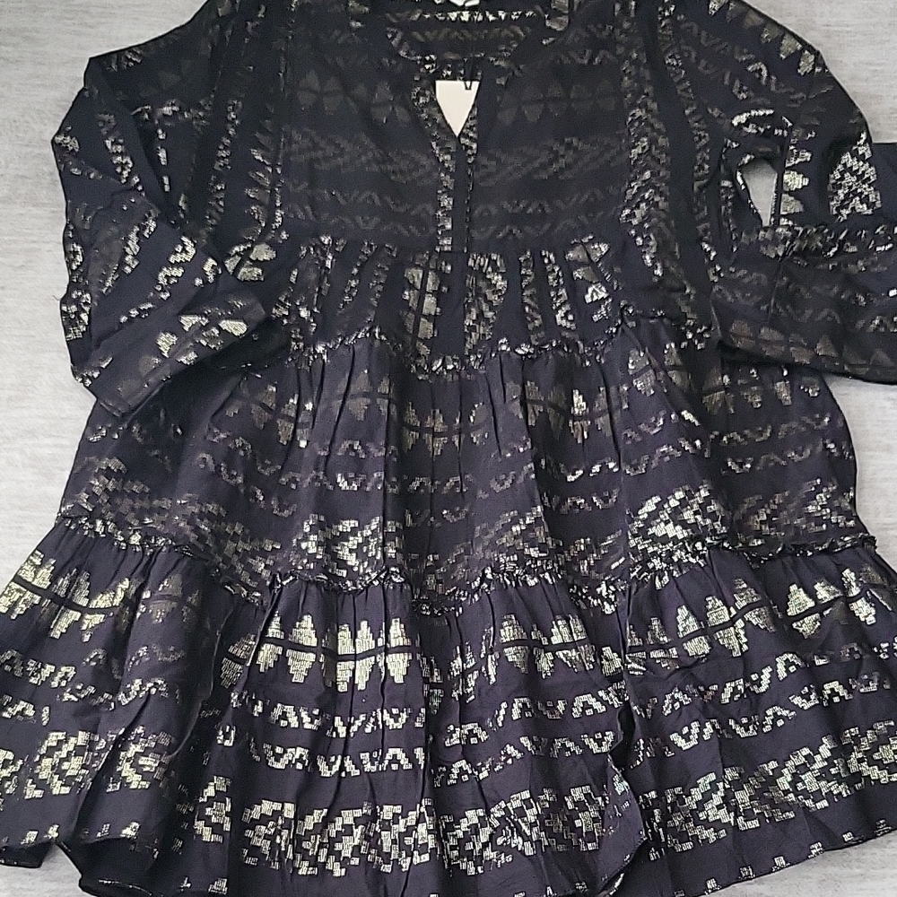 Elan Black and Gold Geometric Blouse